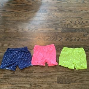 Girls size 4t and 5t pajama shorts from Carters